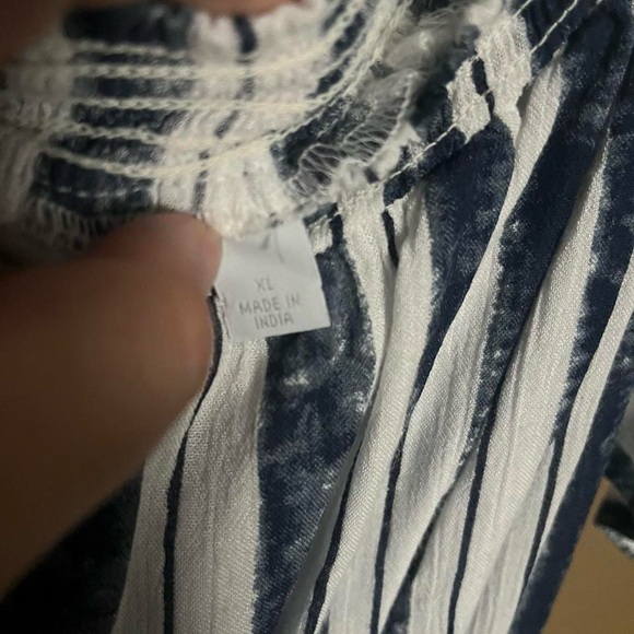 New York & Company Blue and White Textured Romper - Picture 3 of 4